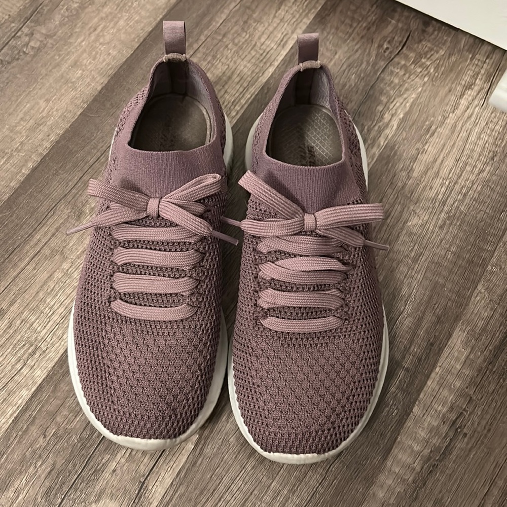 Skechers Memory Foam